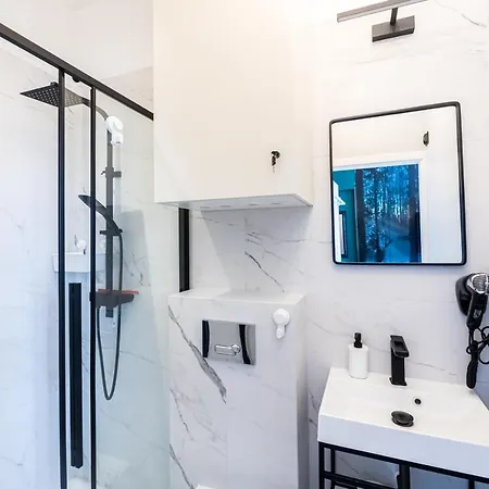 Wysoki Poziom Lägenhet