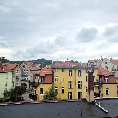 Lägenhet Wysoki Poziom Jelenia Góra